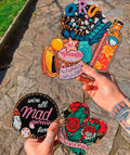 WE'RE ALL MAD HERE Strygemærke, stylinginspiration med broderede mærker fra La Barbuda