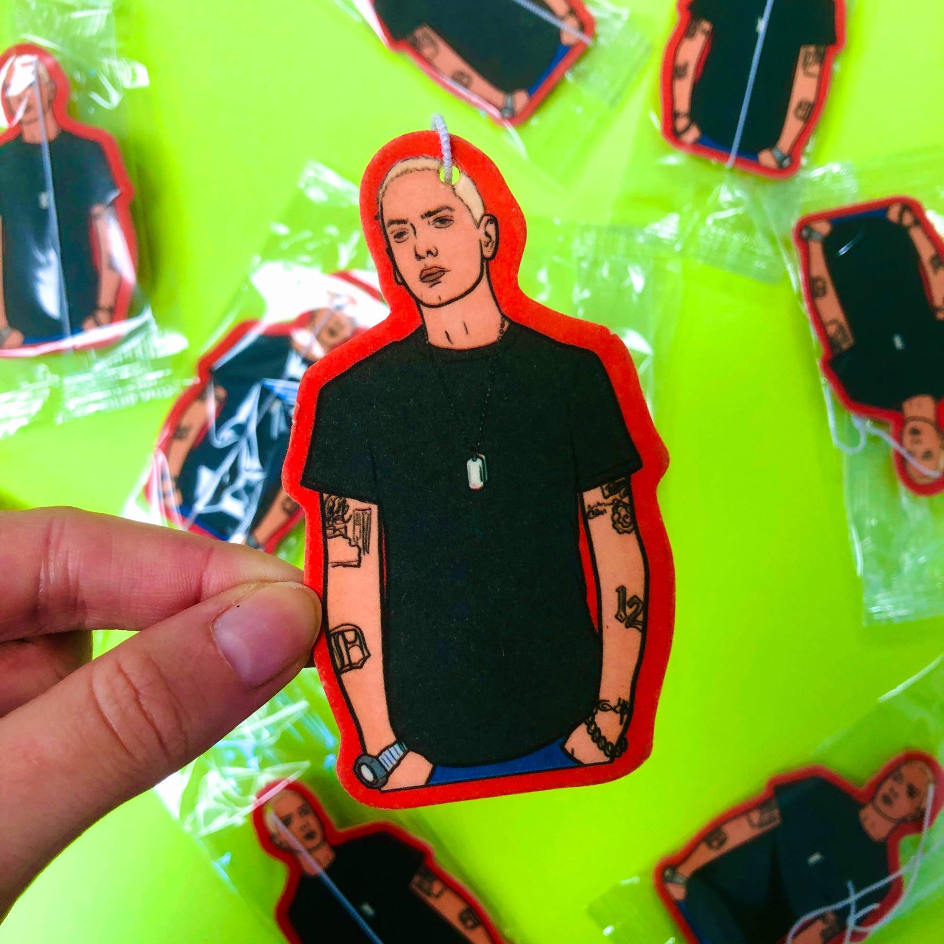 Eminem inspireret car air freshener i bakspejl