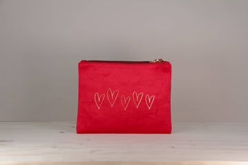 HEARTS Makeuptaske i rød velour