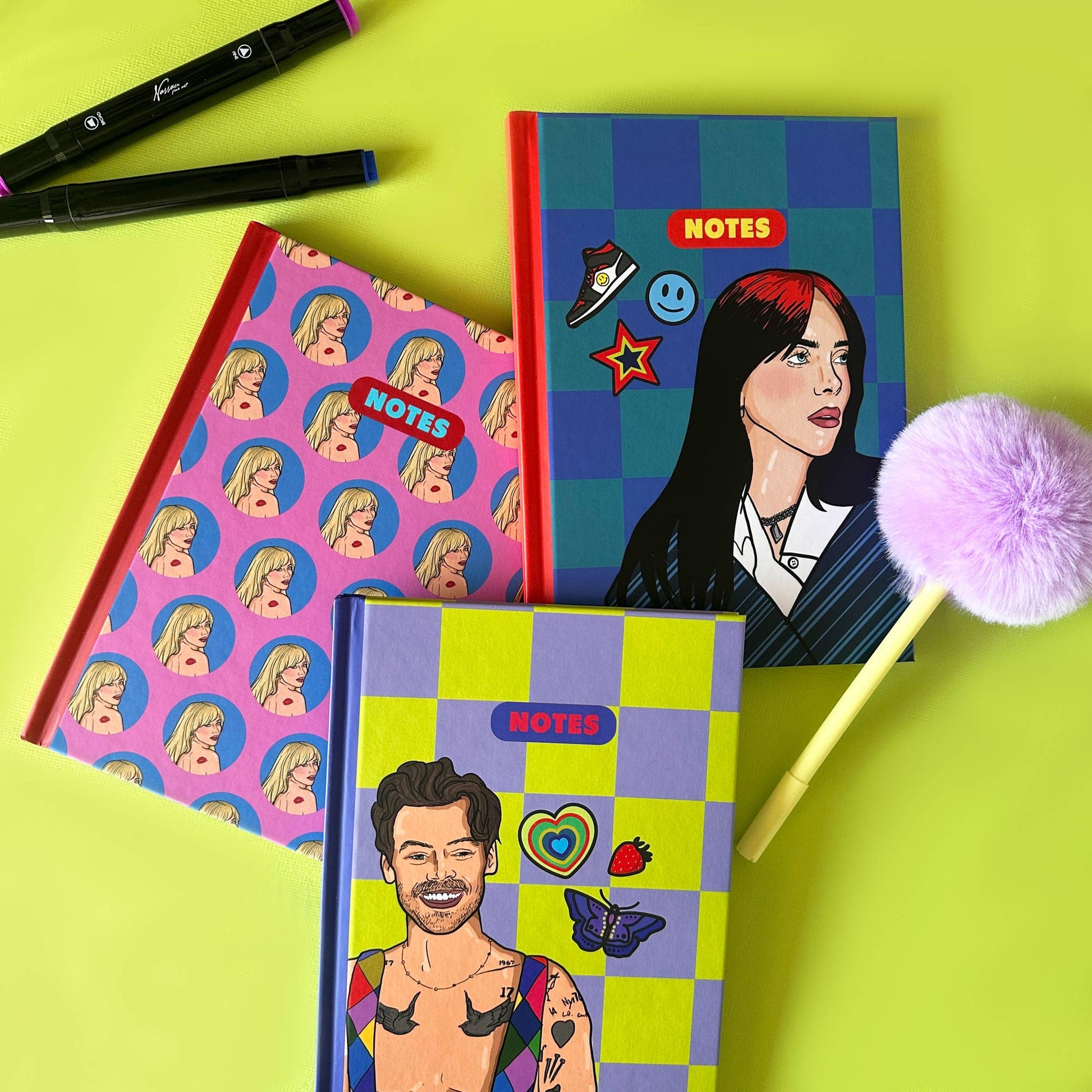 Hardcover notebook med 64 linjerede sider