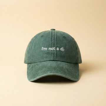 I'M NOT A DJ Grøn Broderet Kasket