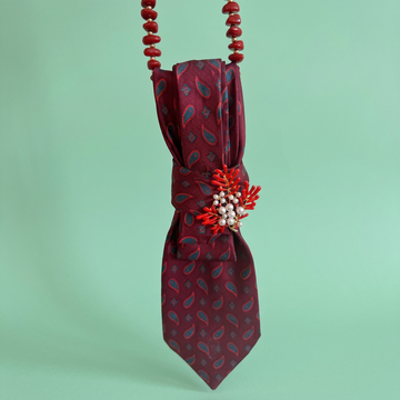 KORAL Slips med broche