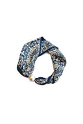 MARINEBLÅ & HVID BLOMSTRET Bandana Halskæde med perle