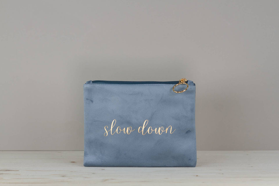 SLOW DOWN Makeuptaske i blå