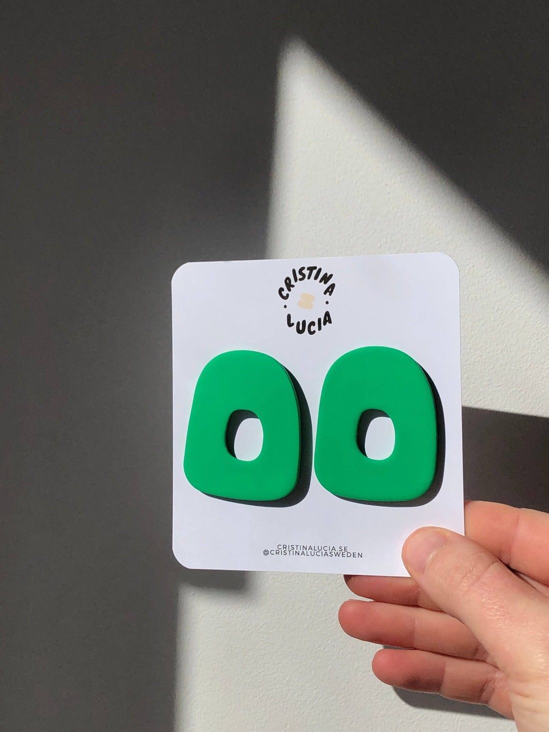 store grønne studs øreringe