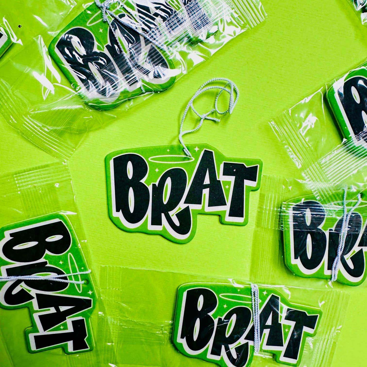 gave til Charli XCX fan med bil