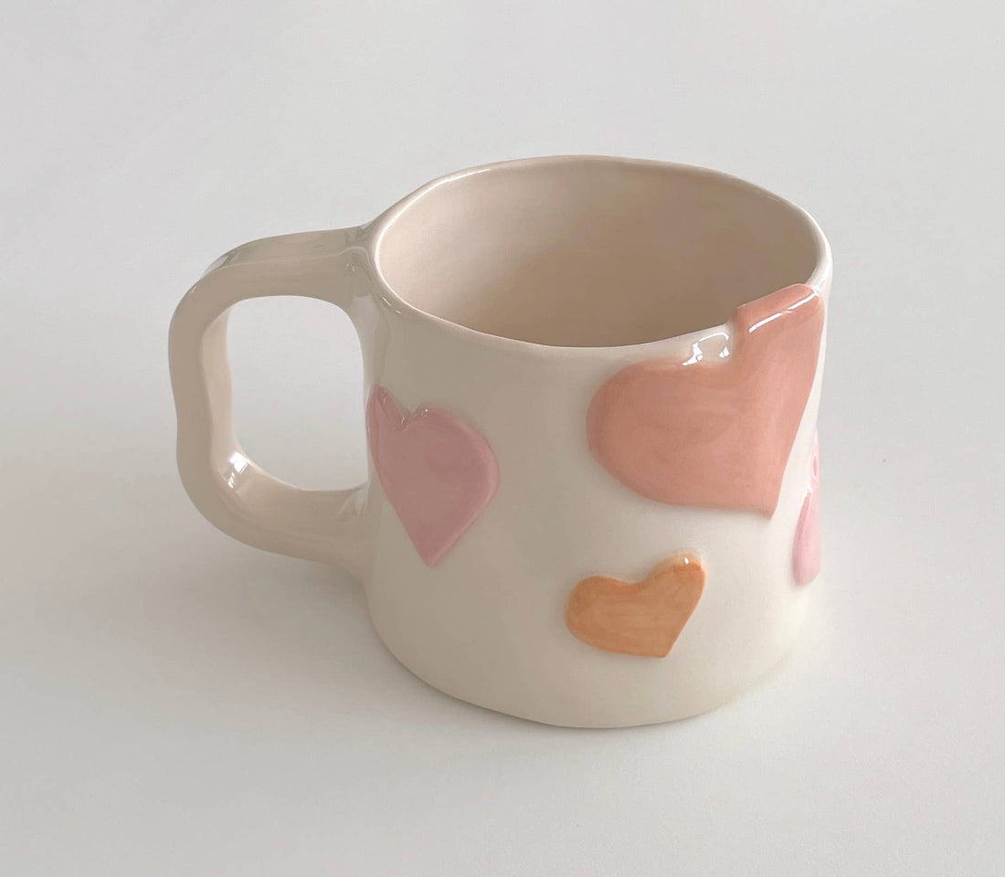 håndlavet keramik krus med pink hjerter